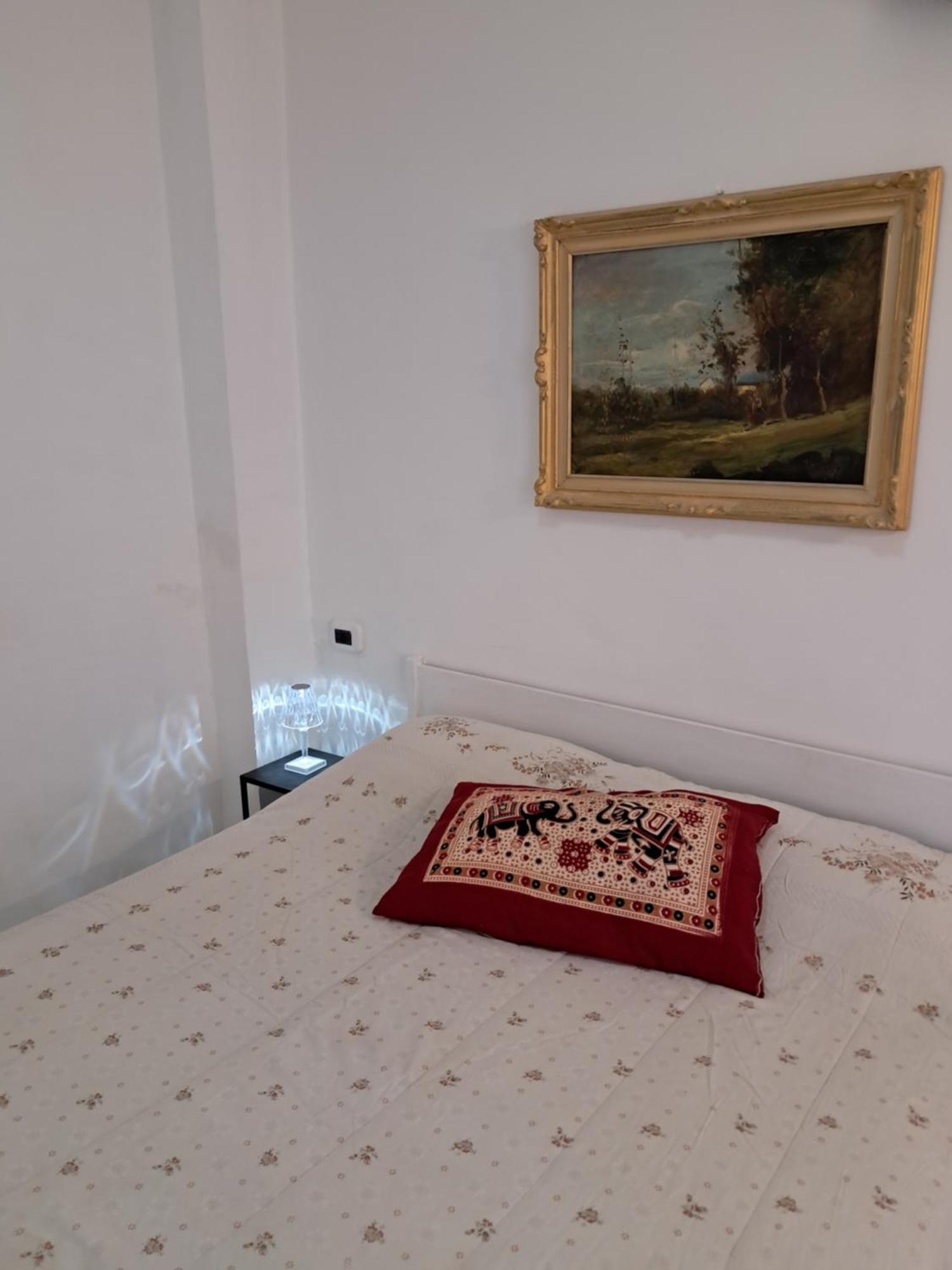Levante Rooms Scalea Chambre photo