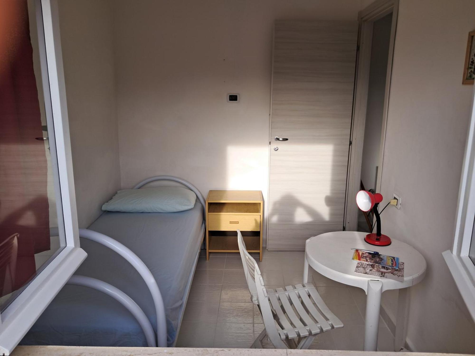 Levante Rooms Scalea Extérieur photo