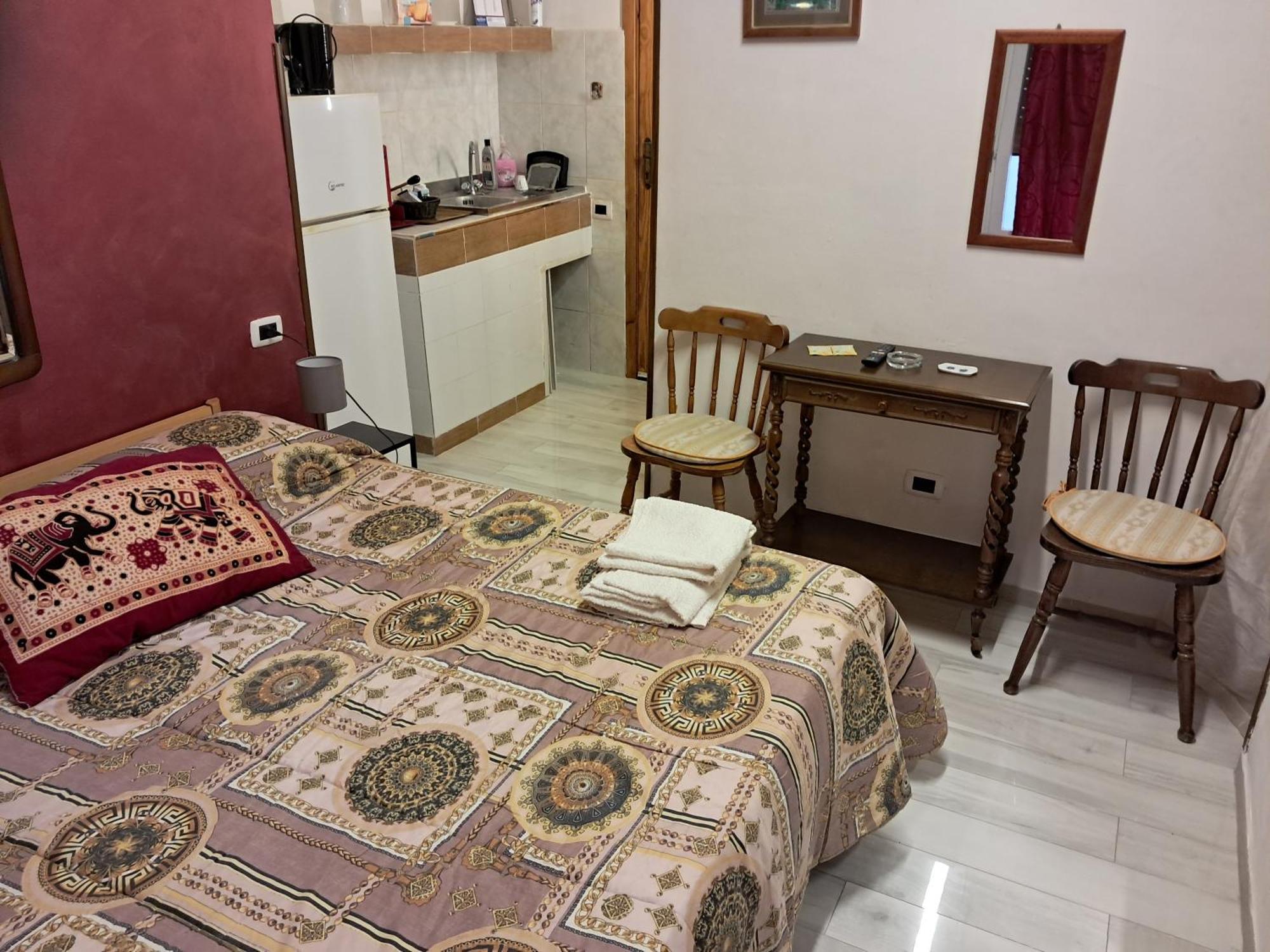 Levante Rooms Scalea Extérieur photo