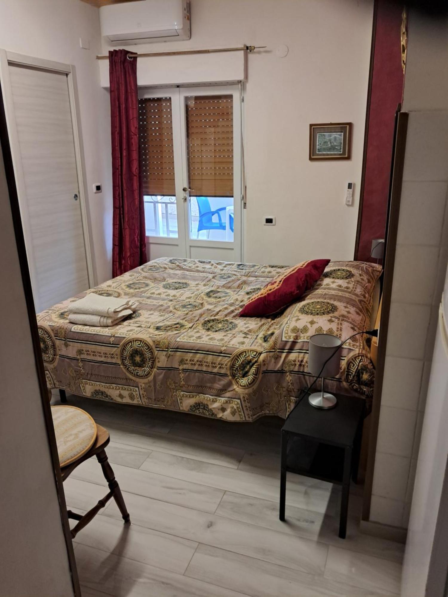Levante Rooms Scalea Extérieur photo